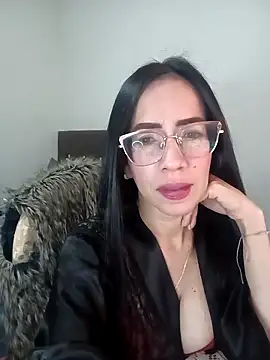 Snapshot of YaraDuartee chatting on March 21, 2026, 2:27 am YaraDuartee online show from March 21, 2026, 2:27 am