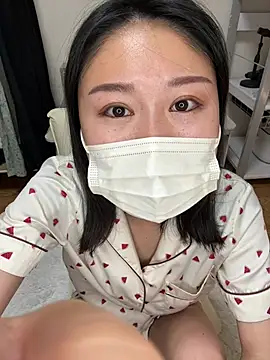 Snapshot of mia2_jp chatting on August 1, 2026, 12:10 am mia2 jp online show from August 1, 2026, 12:10 am