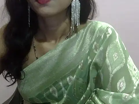 Snapshot of Laila_Cute chatting on July 8, 2026, 3:11 am Laila Cute online show from July 8, 2026, 3:11 am