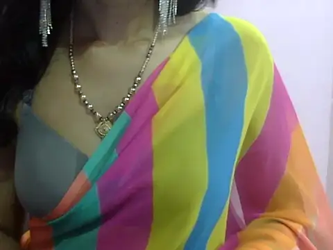 Snapshot of Laila_Cute chatting on July 24, 2026, 5:00 pm Laila Cute online show from July 24, 2026, 5:00 pm