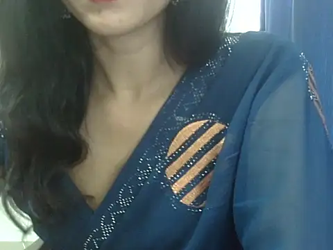Snapshot of Laila_Cute chatting on August 7, 2026, 5:20 am Laila Cute online show from August 7, 2026, 5:20 am
