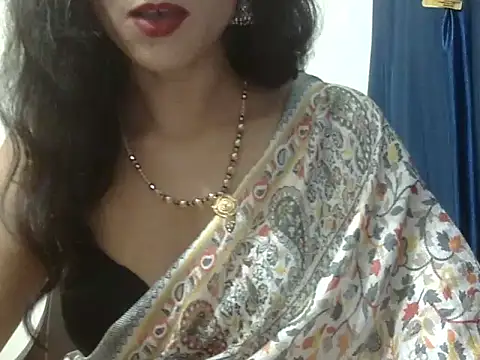 Snapshot of Laila_Cute chatting on August 7, 2026, 5:37 pm Laila Cute online show from August 7, 2026, 5:37 pm