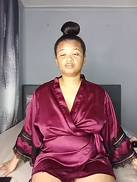 Sultrytits6 online show from July 4, 2026, 7:31 pm
