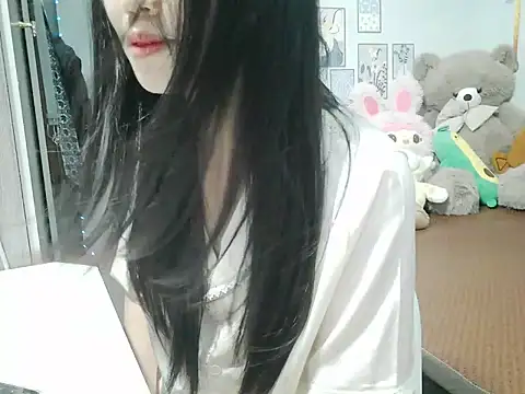 Bellazza039 online show from July 13, 2026, 4:32 pm