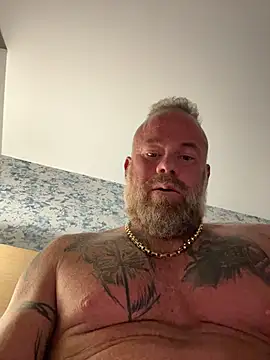 Muscledick40 online show from March 5, 2026, 9:05 am