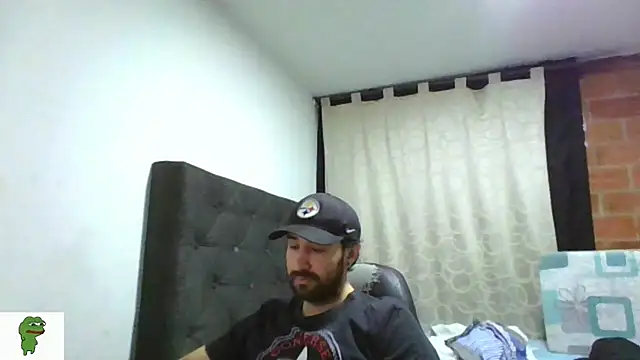 coolfriki online show from July 12, 2026, 1:29 am