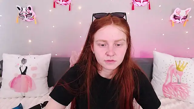Evarey  online show from July 30, 2026, 7:18 am