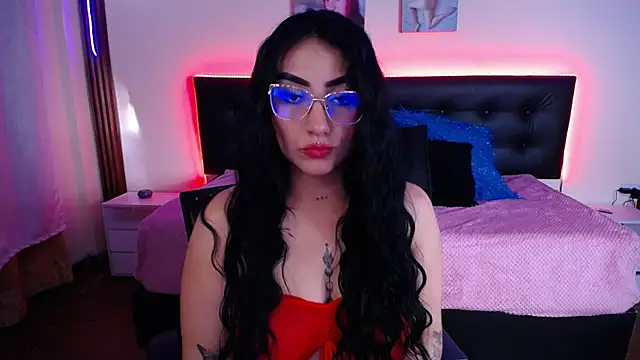 SeleneMore online show from July 22, 2026, 10:23 pm