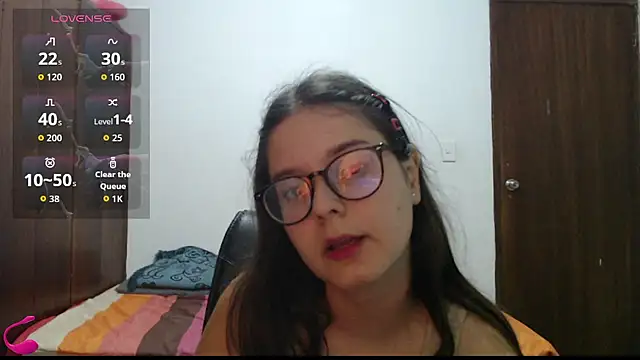 CarlaLorez online show from July 29, 2026, 3:04 am