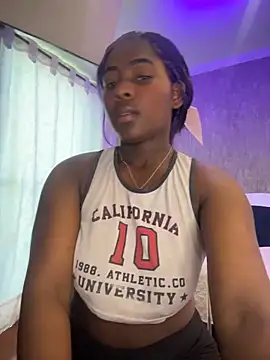 KarinaFlowers  online show from June 30, 2026, 12:28 pm