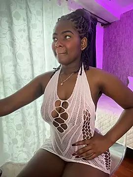 KarinaFlowers  online show from July 2, 2026, 1:28 pm