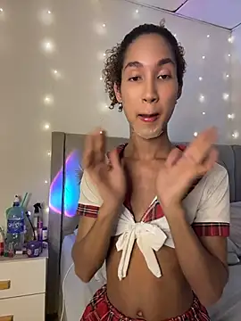 Snapshot of Chloe_Celeste chatting on August 8, 2026, 4:14 am Chloe Celeste online show from August 8, 2026, 4:14 am
