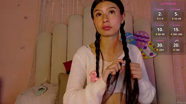 SweetRenata  online show from June 26, 2026, 11:58 am