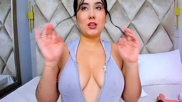 GabyParker  online show from July 24, 2026, 12:25 pm