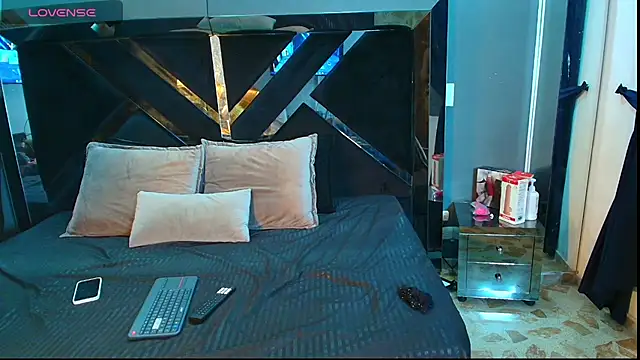 Adara Ferrara online show from May 19, 2026, 12:38 am