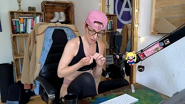 Antifistin online show from June 15, 2026, 9:33 am