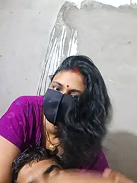 Yourchuddakadbhabhi online show from August 3, 2026, 4:11 pm