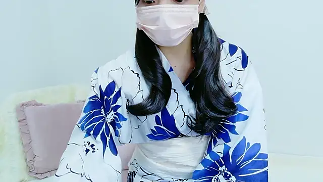 Ichikachan online show from July 7, 2026, 3:20 am