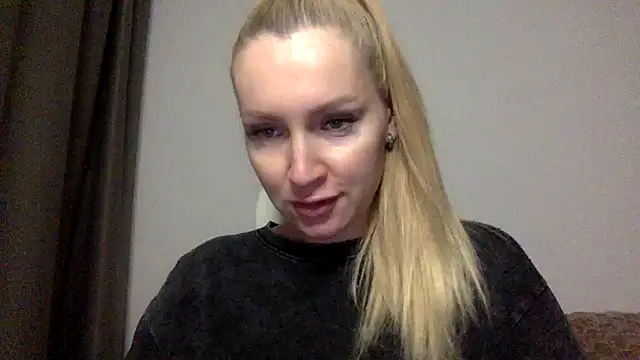 Snapshot of Neralith chatting on July 30, 2026, 6:18 pm Neralith online show from July 30, 2026, 6:18 pm