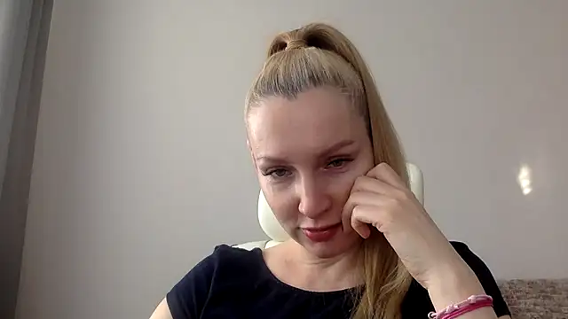 Snapshot of Neralith chatting on August 1, 2026, 2:27 pm Neralith online show from August 1, 2026, 2:27 pm