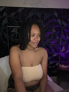 Icandysweet online show from August 2, 2026, 2:43 am