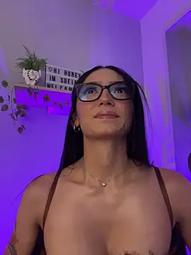 Snapshot of Im_sofiaaa chatting on June 20, 2026, 2:25 am Im sofiaaa online show from June 20, 2026, 2:25 am
