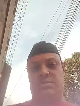 Casalzinhomineiro1 online show from May 15, 2026, 9:49 am