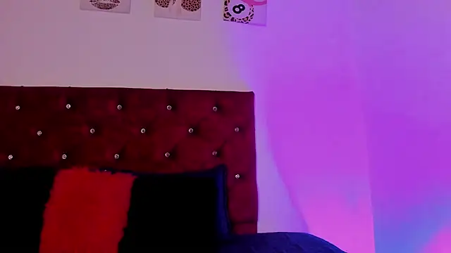 kittymonroe1 online show from July 22, 2026, 4:54 pm