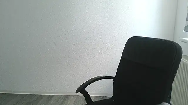 Snapshot of StephPra94 chatting on July 12, 2026, 6:59 am StephPra94 online show from July 12, 2026, 6:59 am
