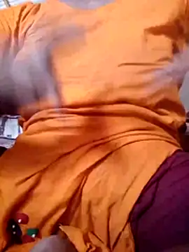 Liza0103 online show from June 25, 2026, 4:45 am