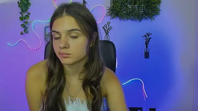lisa dark  online show from July 17, 2026, 9:27 am
