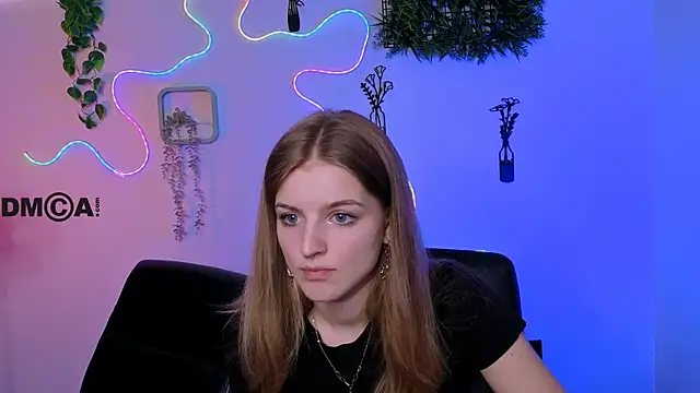 lisa dark  online show from July 30, 2026, 9:19 am
