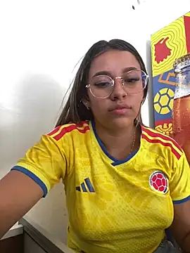 liahot69 online show from July 7, 2026, 6:01 pm