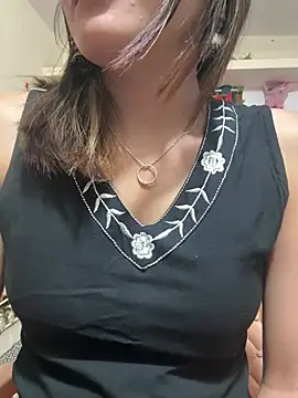 maira 33 online show from July 27, 2026, 4:58 pm