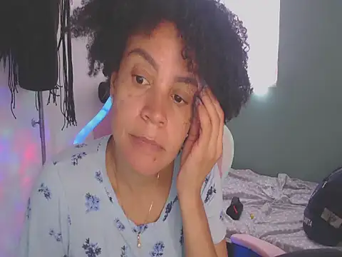 Snapshot of shayna_cute chatting on July 26, 2026, 9:11 pm shayna cute online show from July 26, 2026, 9:11 pm
