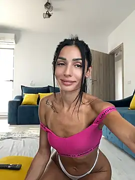 Snapshot of VickyM99 chatting on June 3, 2026, 2:33 pm VickyM99 online show from June 3, 2026, 2:33 pm