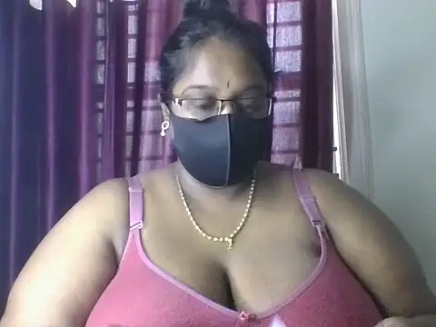 hootypriya online show from June 14, 2026, 7:21 am