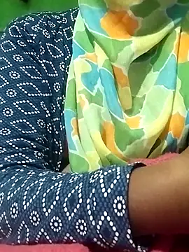 Hott minesh online show from November 16, 2025, 1:22 am