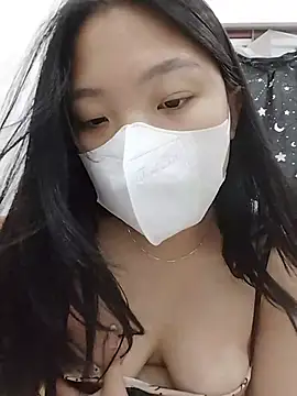 linh-xinh18 online show from July 22, 2026, 5:05 pm