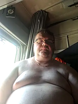 Snapshot of Grase44 chatting on May 29, 2026, 1:31 pm Grase44 online show from May 29, 2026, 1:31 pm