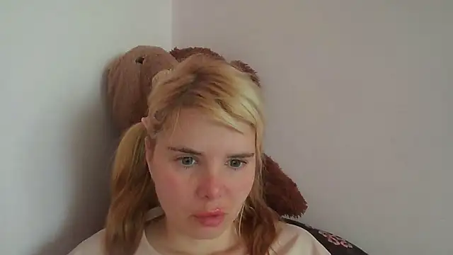HornyElena online show from July 7, 2026, 10:08 am