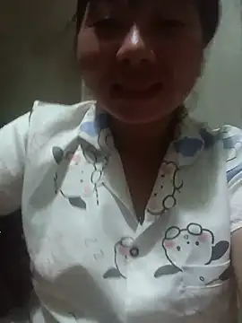 vangkt-cute online show from July 24, 2026, 1:53 pm