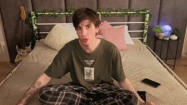 Danny loves Mary online show from June 25, 2026, 7:02 am