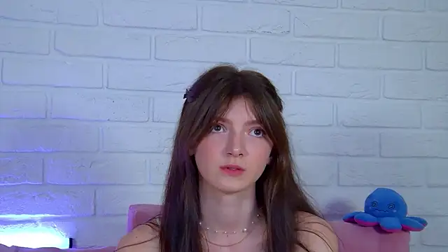 SophiaProve online show from June 18, 2026, 4:11 pm