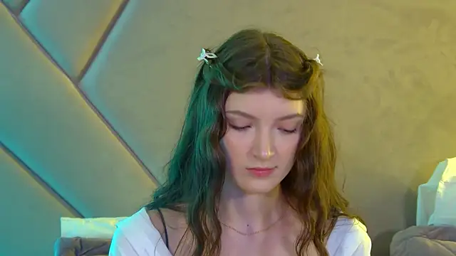 SophiaProve online show from July 7, 2026, 4:22 pm