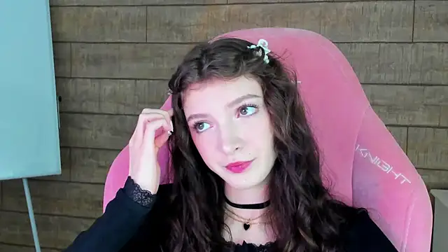 SophiaProve online show from July 9, 2026, 4:44 pm