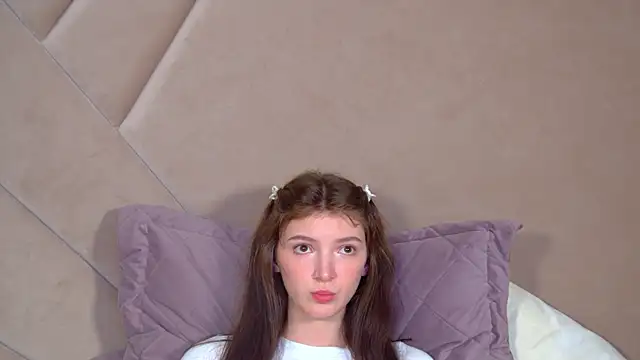 SophiaProve online show from July 14, 2026, 2:05 am
