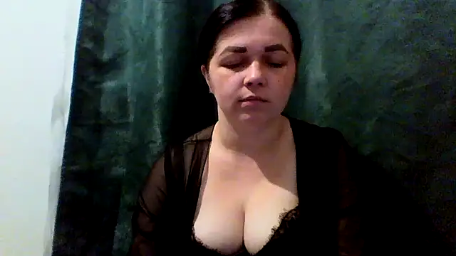 Vitalina282128 online show from June 8, 2026, 5:02 pm