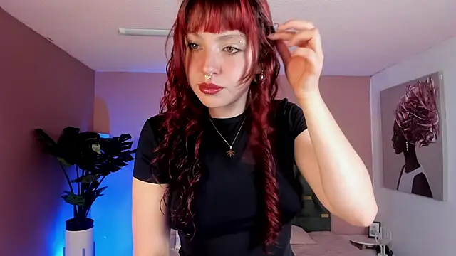 Snapshot of Velvet_Dreamss chatting on July 22, 2026, 11:35 am Velvet Dreamss online show from July 22, 2026, 11:35 am