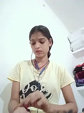 Mohnicute online show from July 26, 2026, 6:15 pm